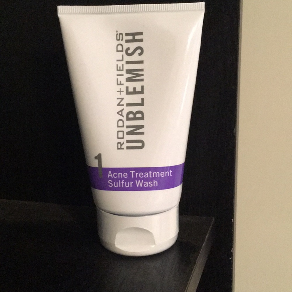 Rodan and fields acne treatment surfur wash